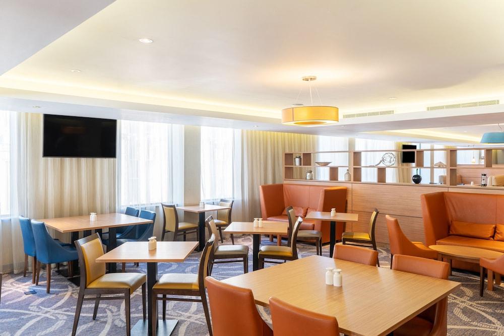 Hampton By Hilton Newcastle Hotel Bagian luar foto