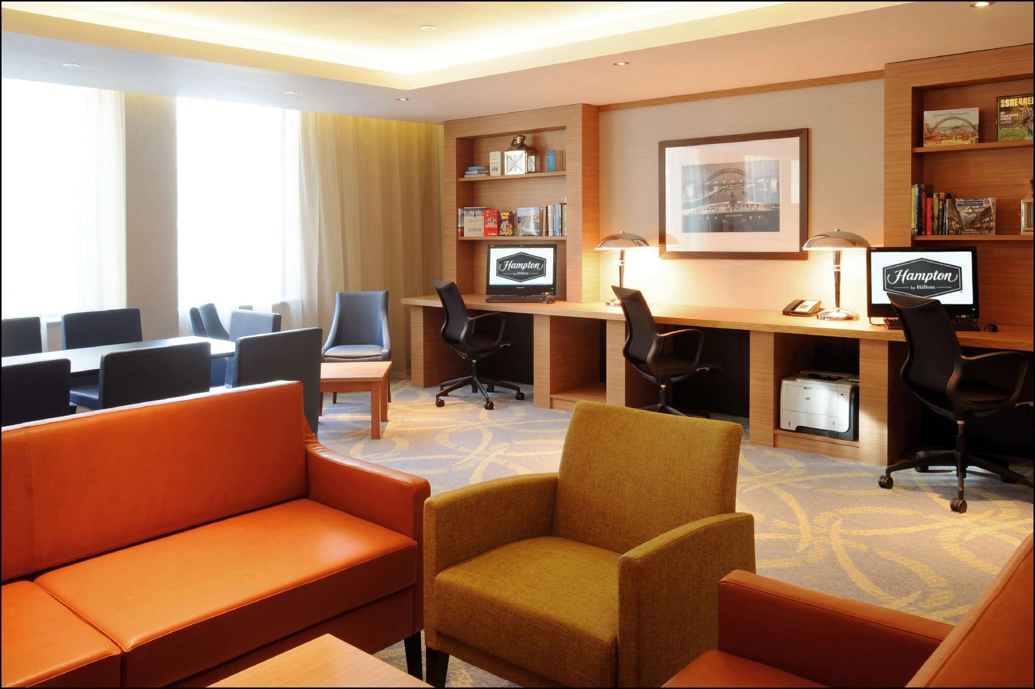 Hampton By Hilton Newcastle Hotel Bagian luar foto