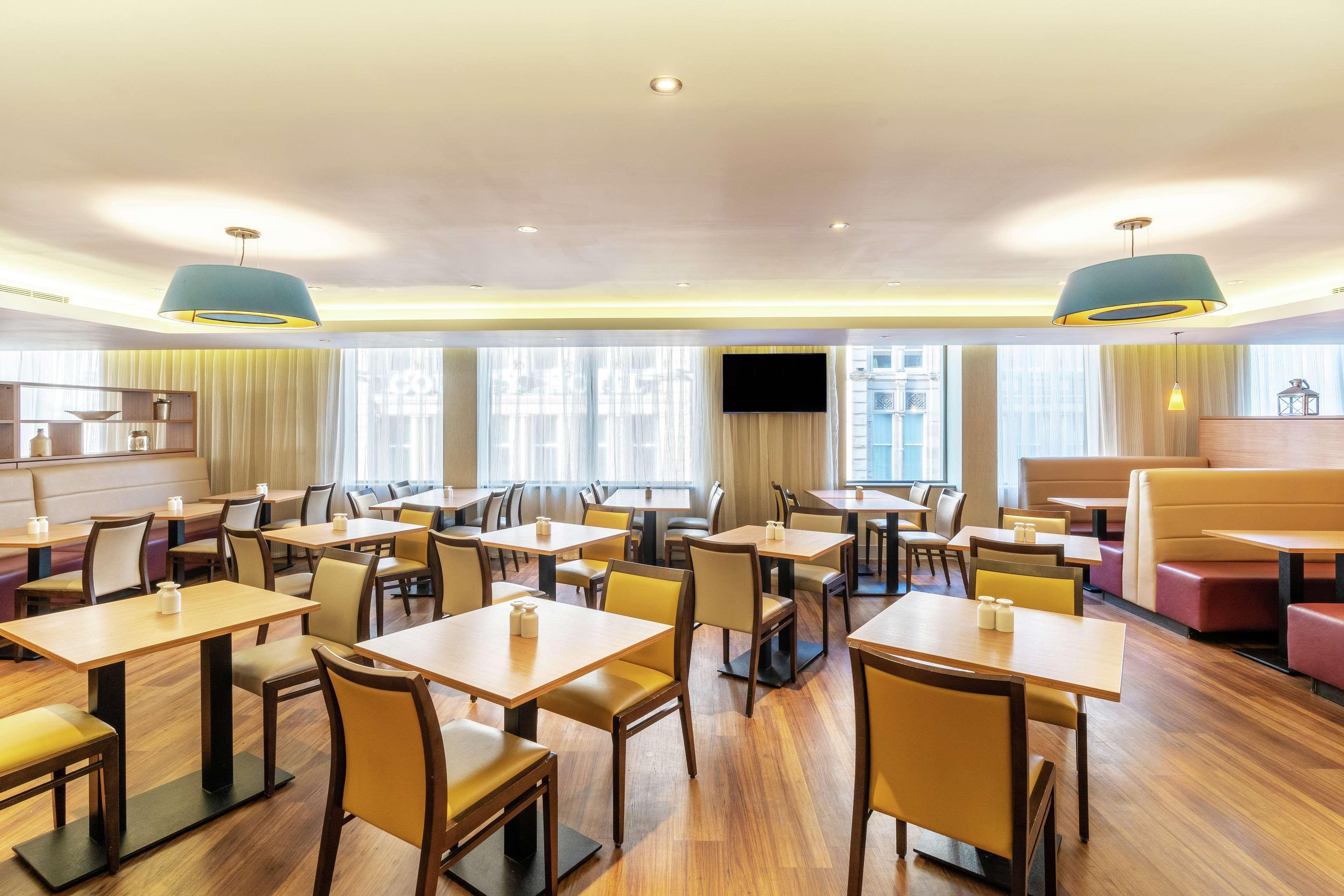 Hampton By Hilton Newcastle Hotel Bagian luar foto