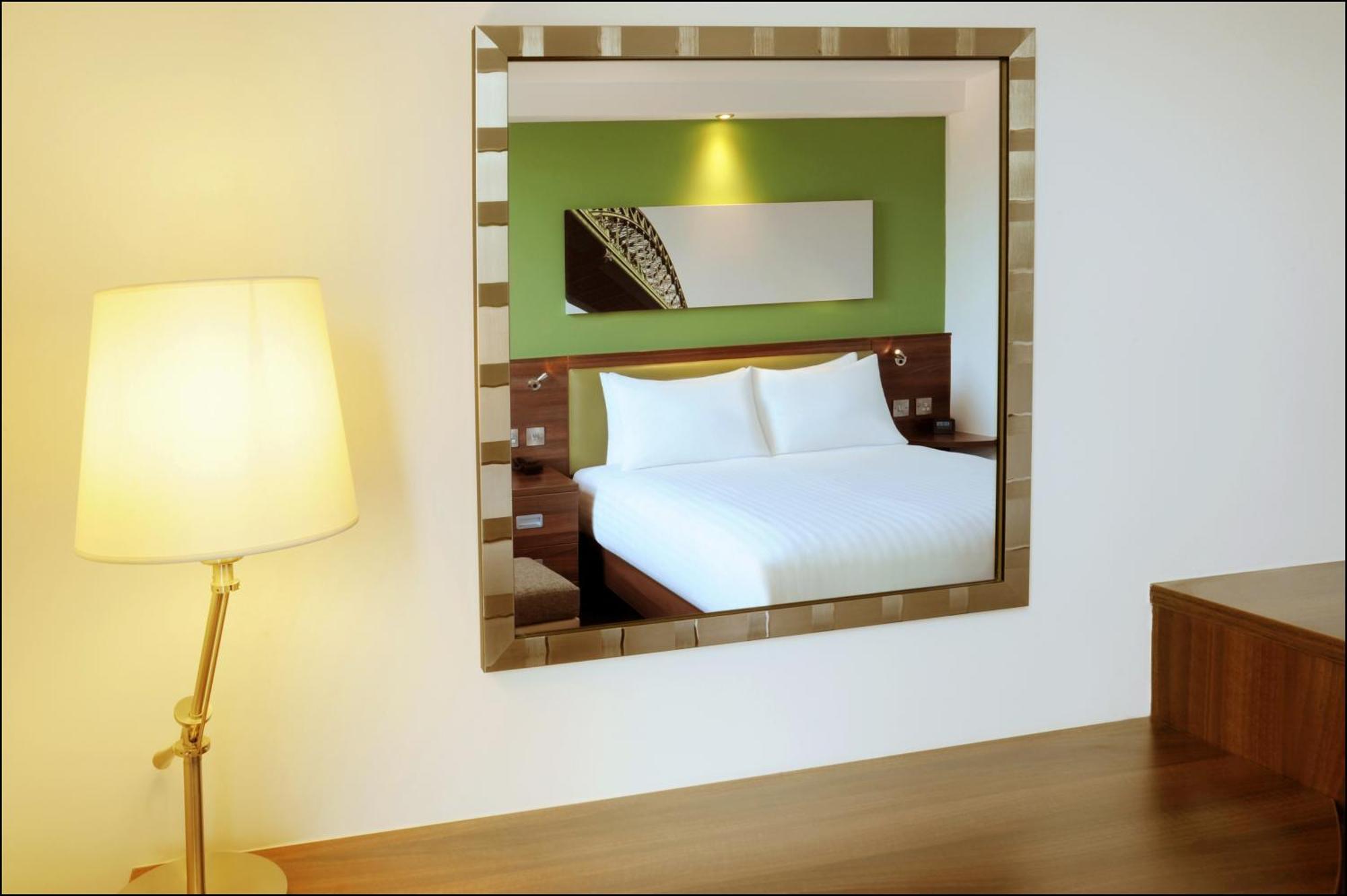 Hampton By Hilton Newcastle Hotel Bagian luar foto