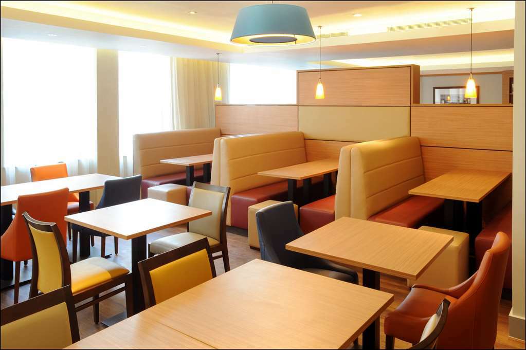 Hampton By Hilton Newcastle Hotel Restoran foto